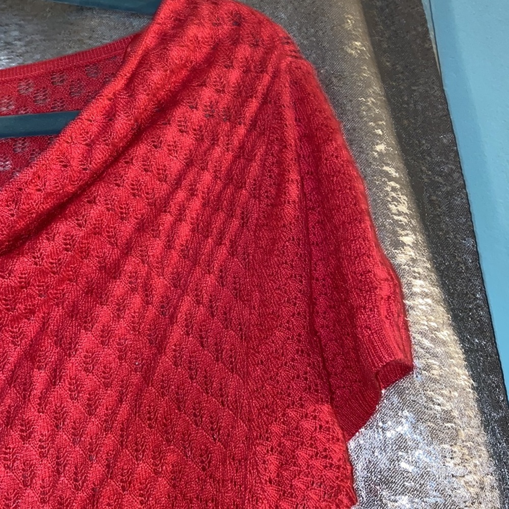 Business casual top, lightly worn - Picture 3 of 3